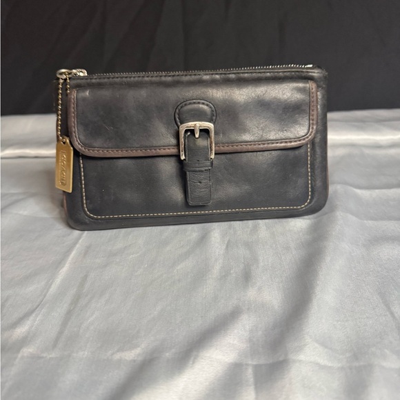 Coach Black and Brown Leather woman’s wallet. - Picture 1 of 6